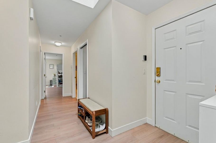 308 1150 Lynn Valley Road North Vancouver, BC - 19