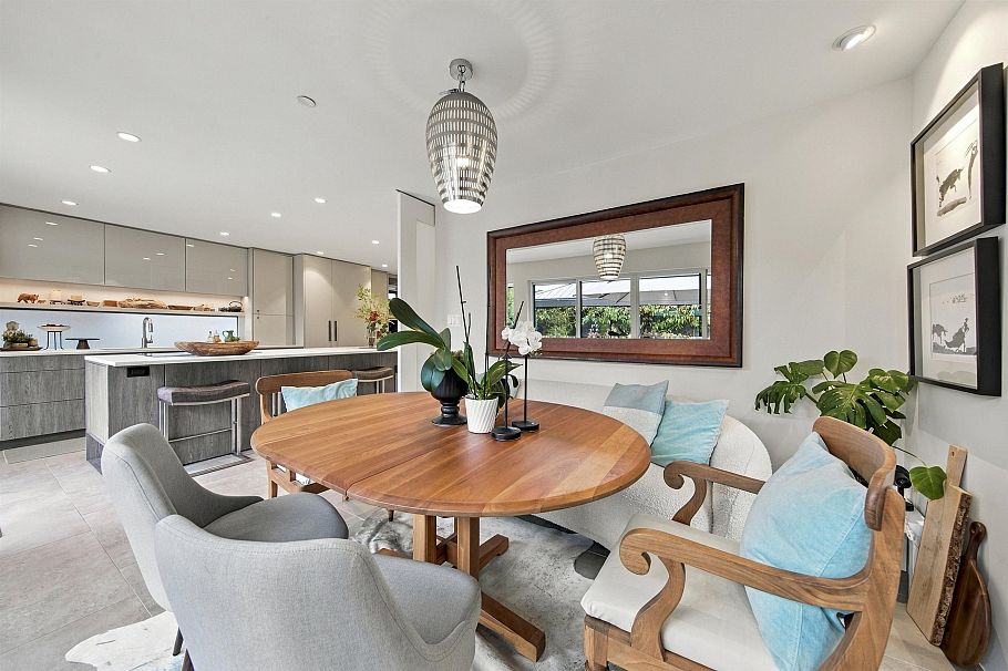 2505 Adanac Street Vancouver, BC - 8