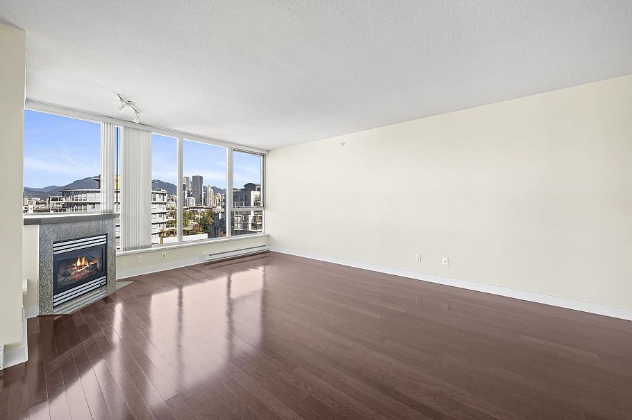 804 1483 W 7th Avenue Vancouver, BC - 2
