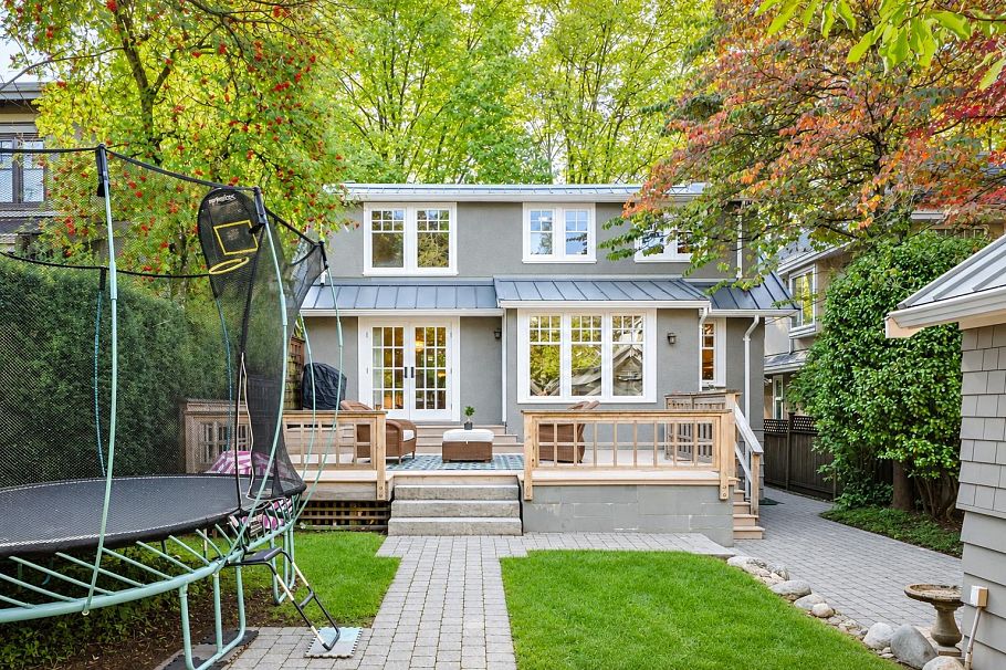 3811 W 26th Avenue Vancouver, BC - 28