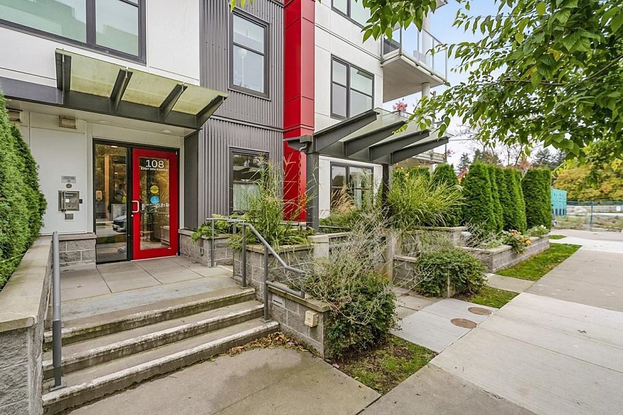 104 108 E 35th Avenue Vancouver, BC - 34