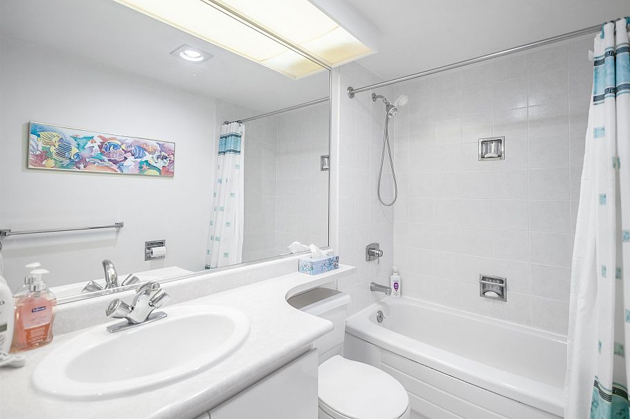 512 4900 Cartier Street Vancouver, BC - 9