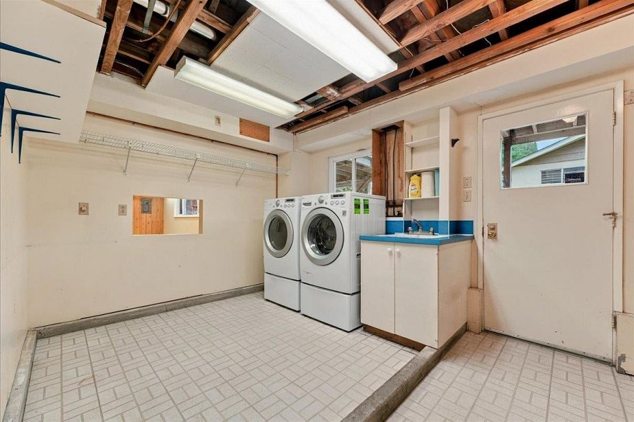 4295 Nottingham Road North Vancouver, BC - 21