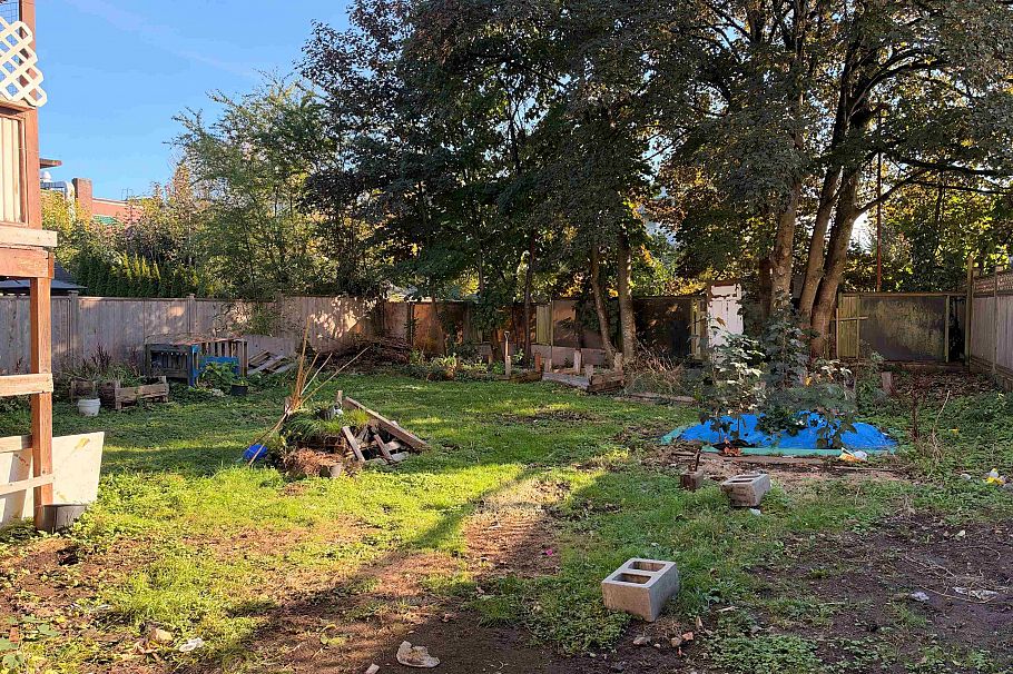 1736 Graveley Street Vancouver, BC - 5