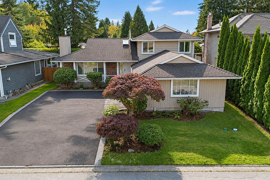 1643 Kerrstead Place North Vancouver, BC - 2