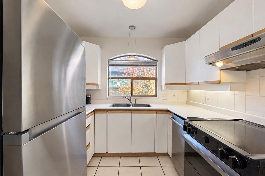 306 1859 Spyglass Place Vancouver, BC - 18