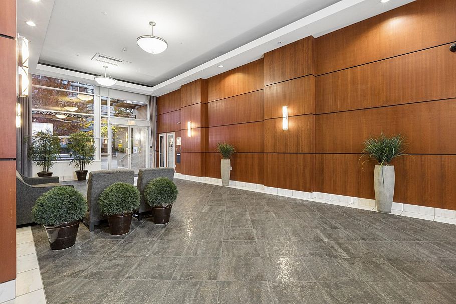 607 188 E Esplanade North Vancouver, BC - 7