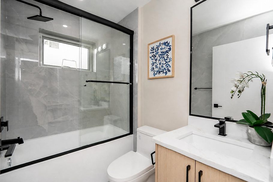 2828 Cheyenne Avenue Vancouver, BC - 26