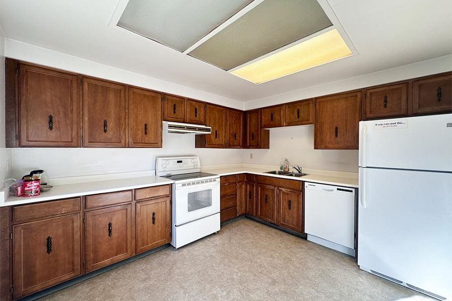 20 3150 E 58th Avenue Vancouver, BC - 8