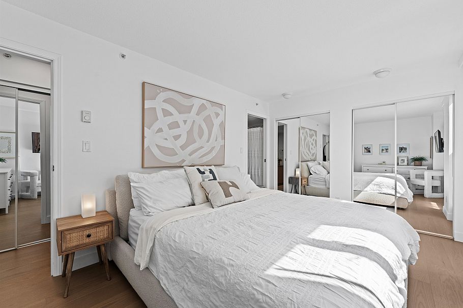 204 1633 W 8th Avenue Vancouver, BC - 20