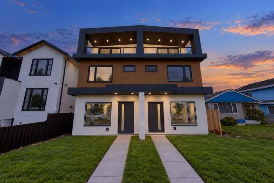 UNIT1 1376 E 62nd Avenue Vancouver, BC - 1