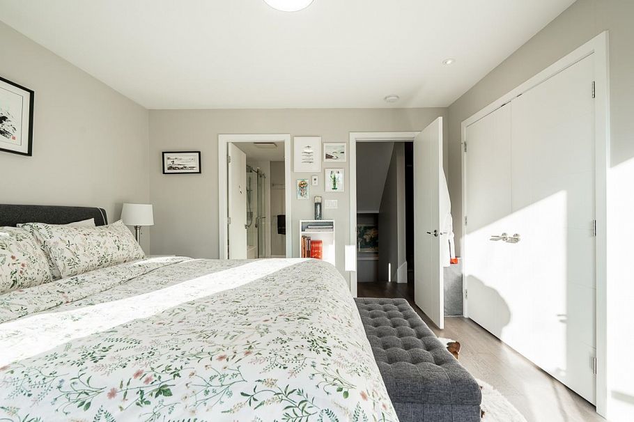 1865 Adanac Street Vancouver, BC - 17
