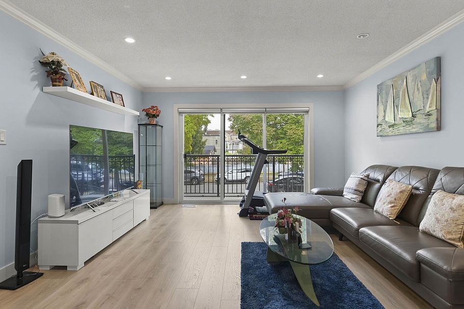 1827 E 40th Avenue Vancouver, BC - 7