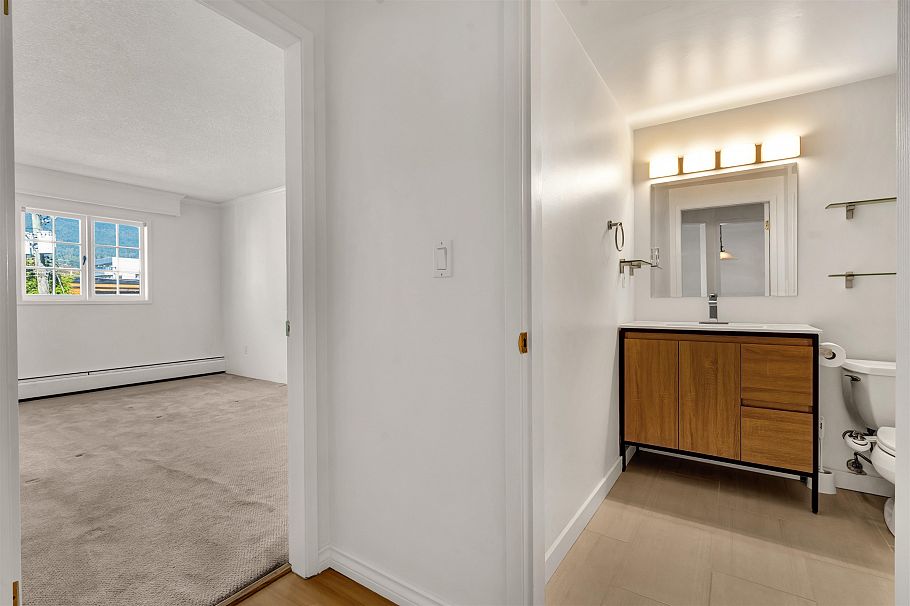 304 120 W 17th Street North Vancouver, BC - 8