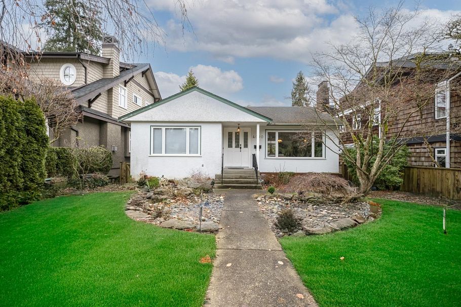 4090 W 35th Avenue Vancouver, BC - 1
