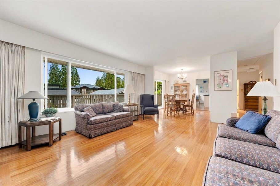 4295 Nottingham Road North Vancouver, BC - 3