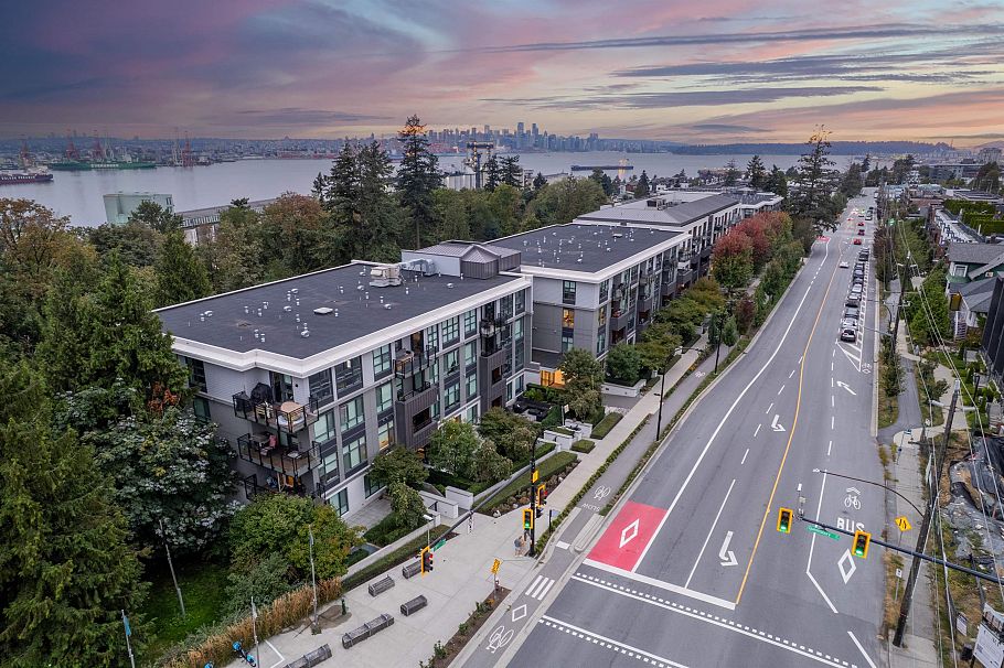 308 747 E 3rd Street North Vancouver, BC - 1