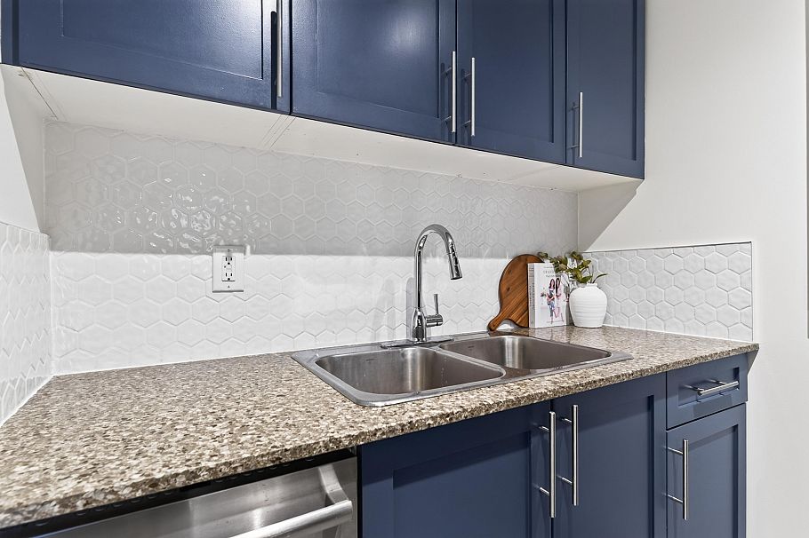 303 288 E 14th Avenue Vancouver, BC - 7