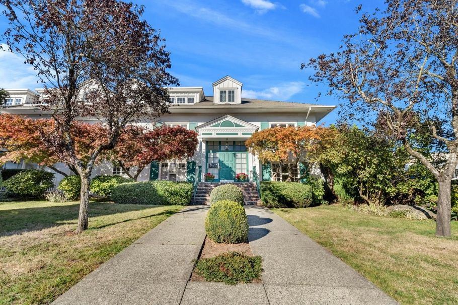 304 120 W 17th Street North Vancouver, BC - 24