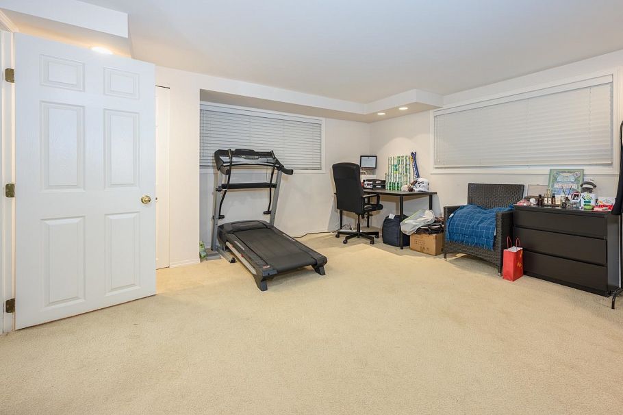 4090 W 35th Avenue Vancouver, BC - 18