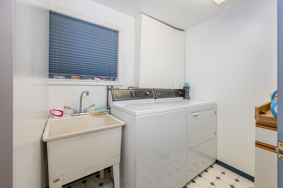 4090 W 35th Avenue Vancouver, BC - 19