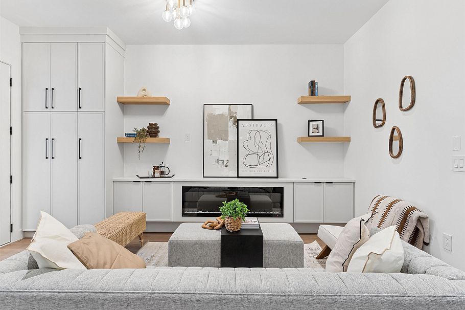 1 878 E 37th Avenue Vancouver, BC - 4