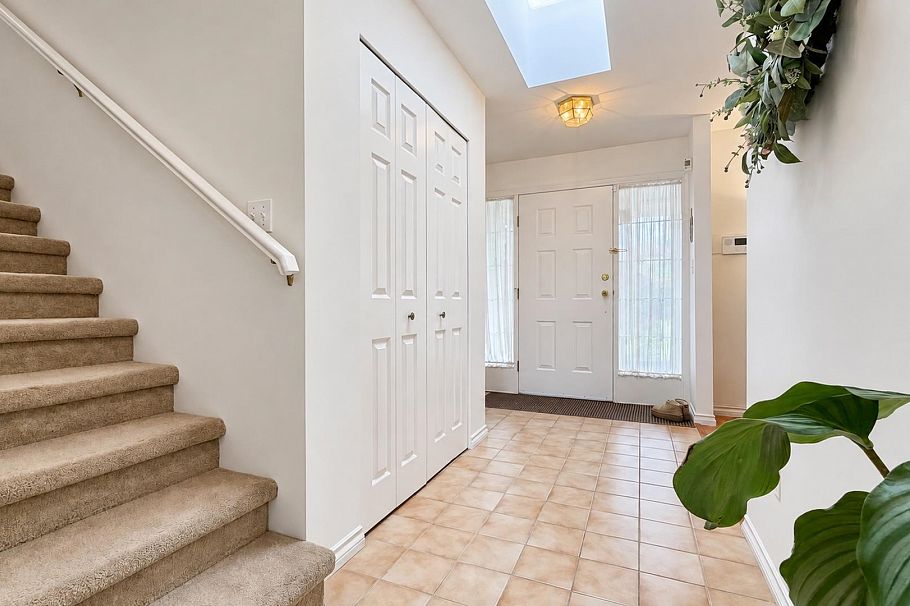 1643 Kerrstead Place North Vancouver, BC - 5
