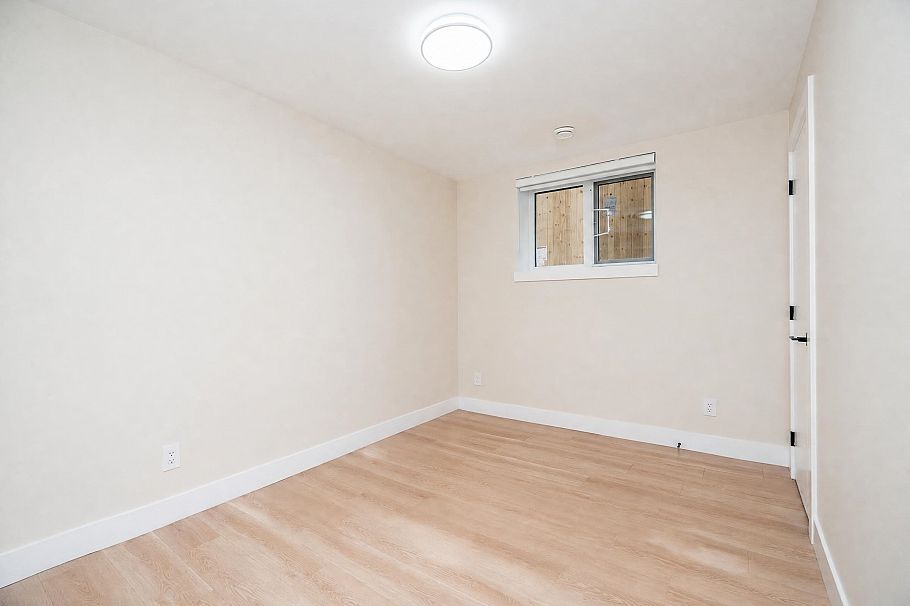 2828 Cheyenne Avenue Vancouver, BC - 34