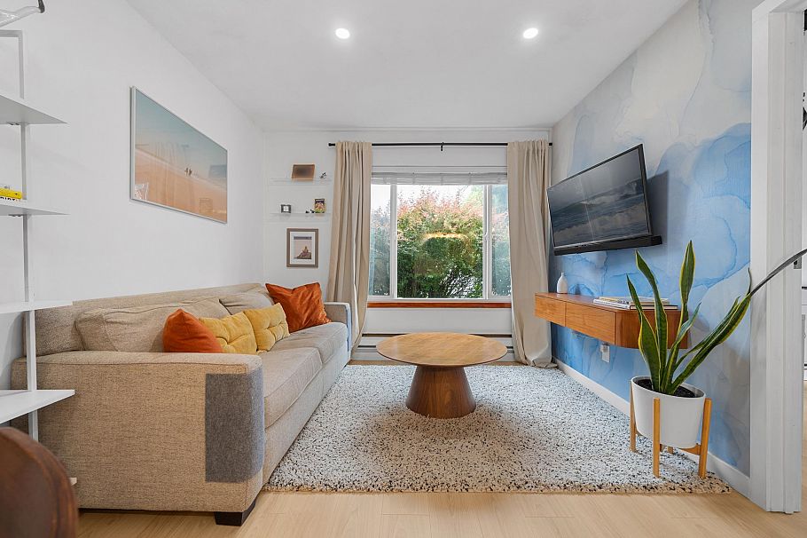 140 2390 Mcgill Street Vancouver, BC - 3