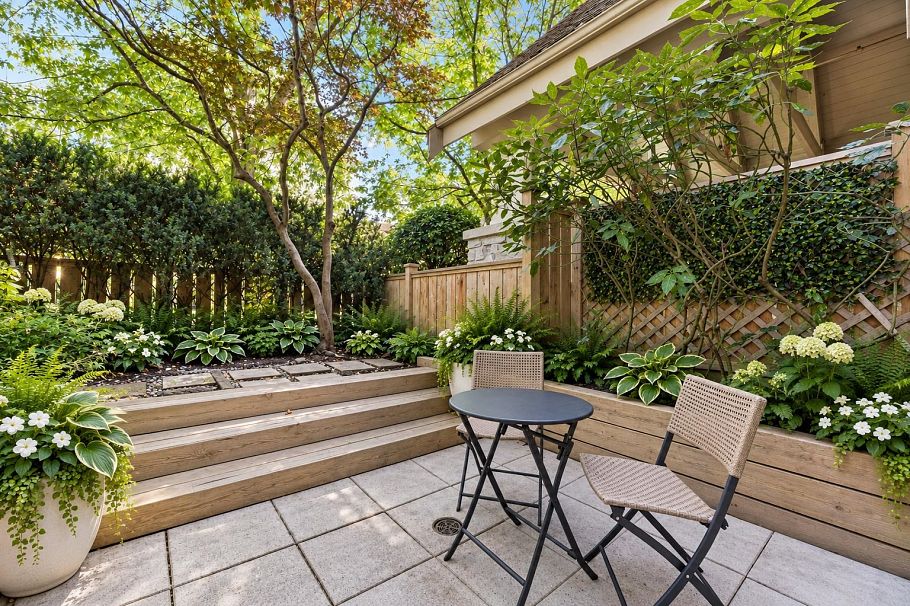 118 365 E 1st Street North Vancouver, BC - 15