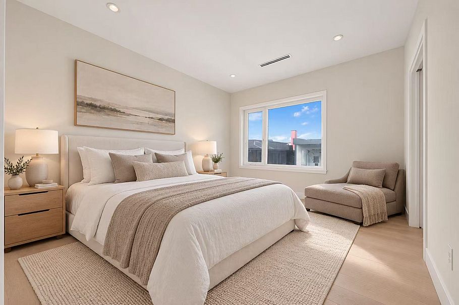 1378 E 62nd Avenue Vancouver, BC - 5