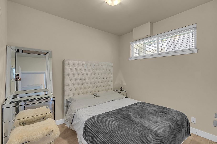 505 388 Kootenay Street Vancouver, BC - 2
