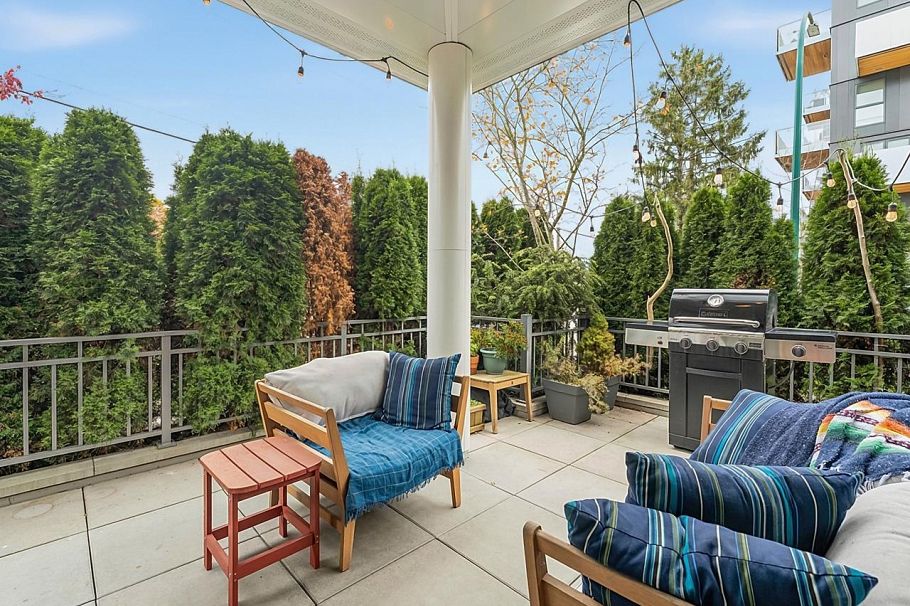 104 108 E 35th Avenue Vancouver, BC - 29