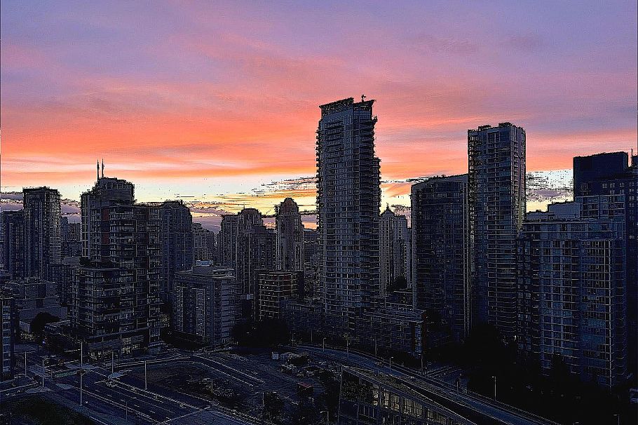 2611 1480 Howe Street Vancouver, BC - 1