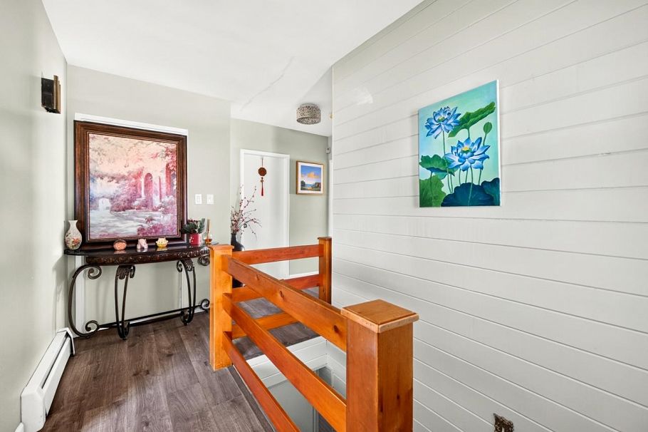 3232 W 16th Avenue Vancouver, BC - 16
