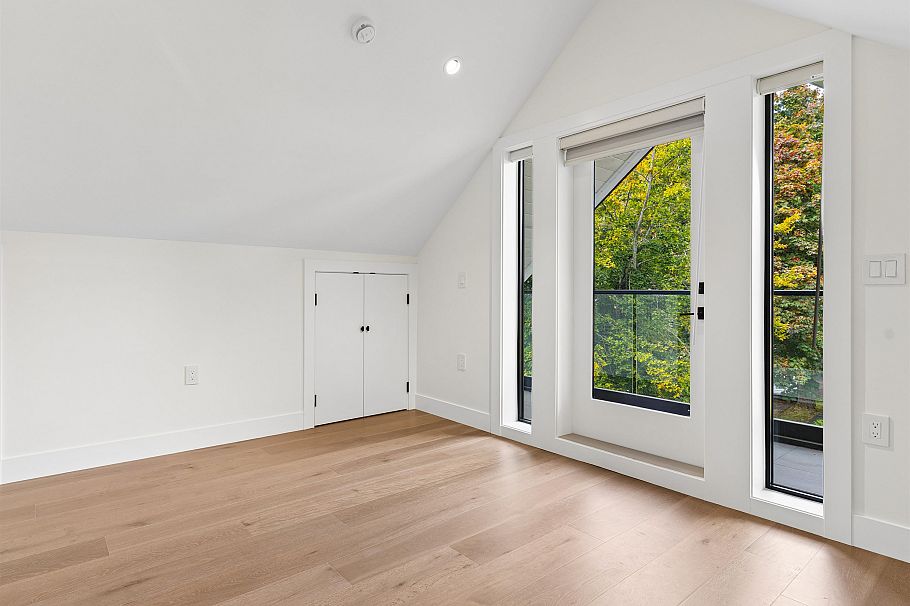 1 878 E 37th Avenue Vancouver, BC - 26