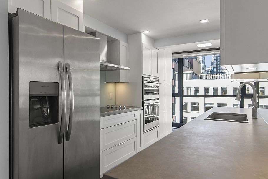 701 289 Drake Street Vancouver, BC - 5