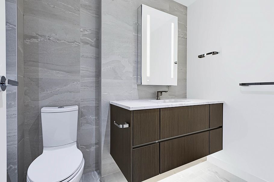 704 777 Harbour Way North Vancouver, BC - 19