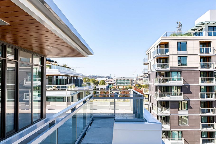 704 777 Harbour Way North Vancouver, BC - 26