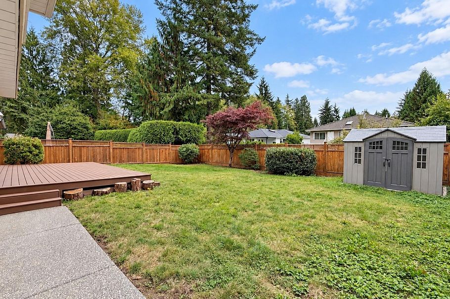 1643 Kerrstead Place North Vancouver, BC - 40