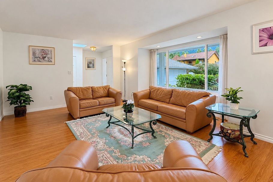 1643 Kerrstead Place North Vancouver, BC - 6