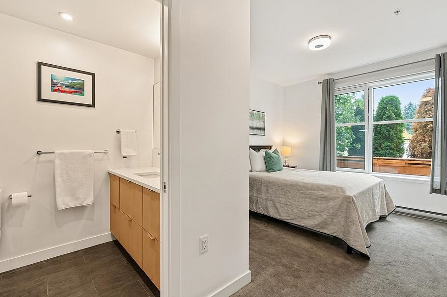 104 108 E 35th Avenue Vancouver, BC - 23