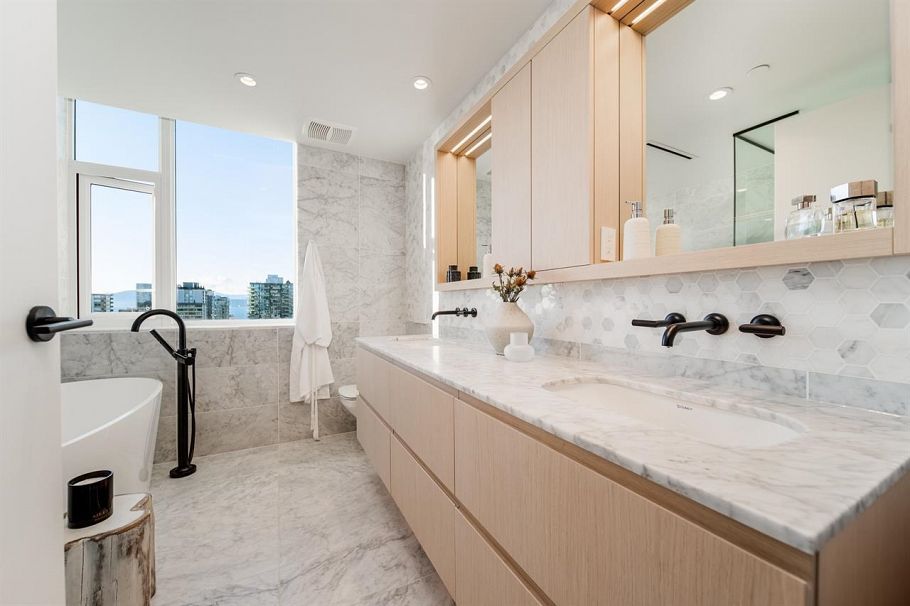 1202 1180 Broughton Street Vancouver, BC - 11
