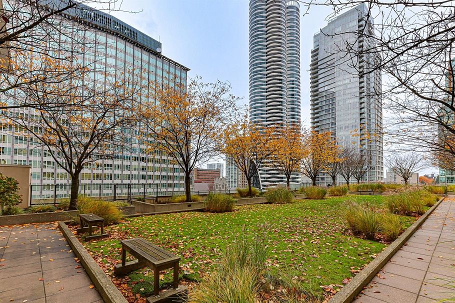 2321 938 Smithe Street Vancouver, BC - 23
