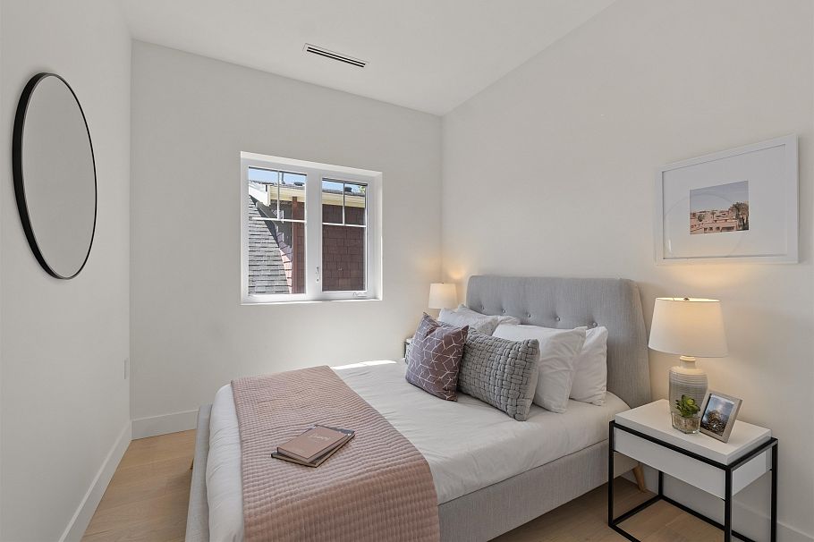 2236 E 5th Avenue Vancouver, BC - 28
