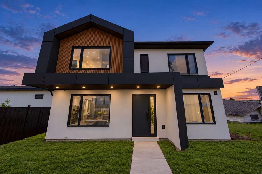 1378 E 62nd Avenue Vancouver, BC - 1