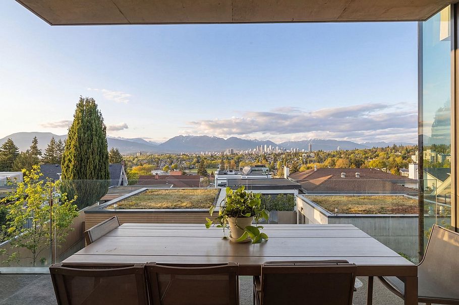 2723 W 30th Avenue Vancouver, BC - 6