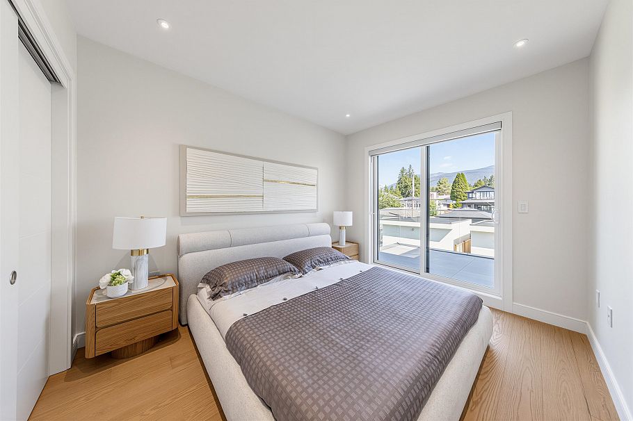 840 E 14th Street North Vancouver, BC - 26