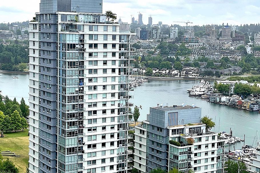 2611 1480 Howe Street Vancouver, BC - 32