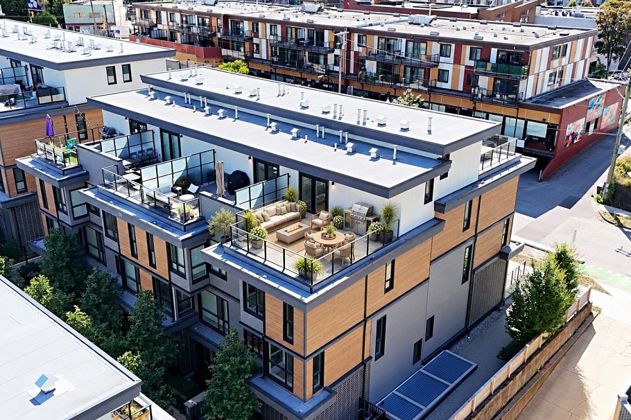 3930 Dumfries Street Vancouver, BC - 37